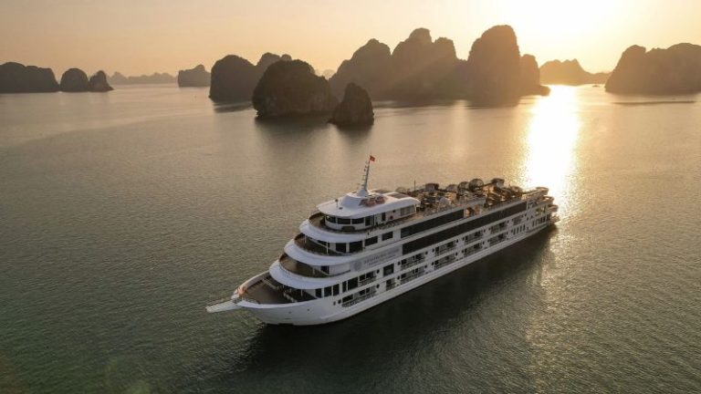 Du Thuyền Ambassador Cruise 6* Hạ Long 1 Ngày