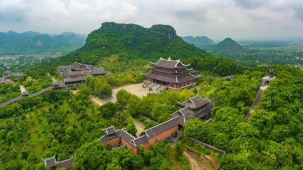 Tour Bái Đính – Bích Động – Thung Nham 1 Ngày