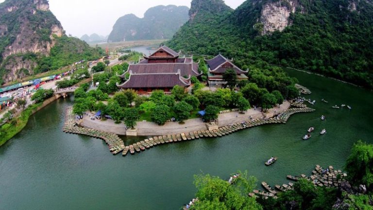 Tour du lịch Hoa Lư Tam Cốc 1 ngày