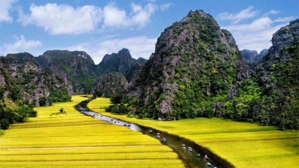 Tour Hoa Lư – Bích Động – Thung Nham 1 ngày