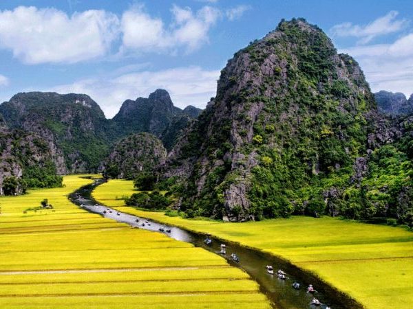 Tour Hoa Lư – Bích Động – Thung Nham 1 ngày